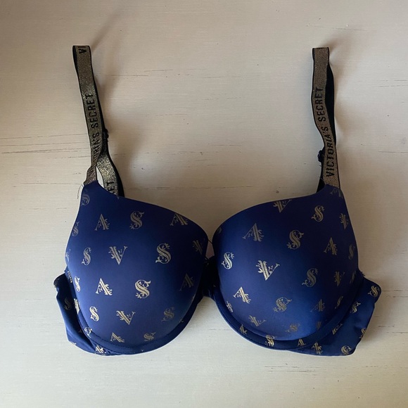 Victoria’s Secret t-shirt full coverage push up navy blue bra gold monogram 32D - Picture 1 of 7